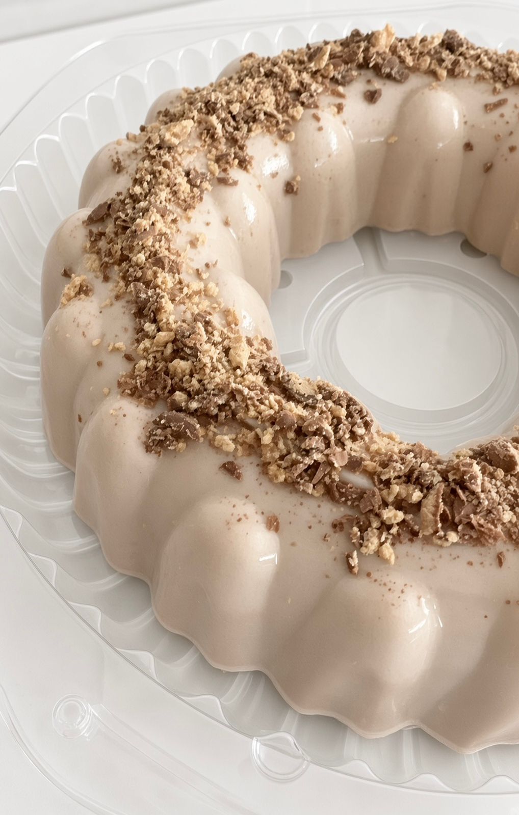 Gelatina GELÉE en formato rosca, cubierta con chocolate y galleta molida
